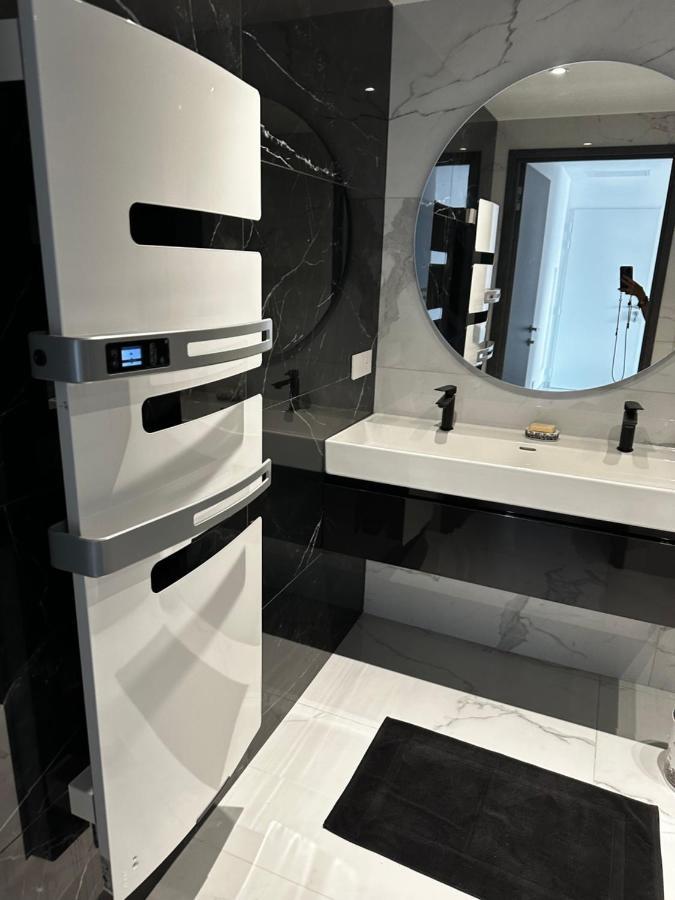 Residence Neuve Le Galatee Pied Dans L'Eau Портисио Екстериор снимка